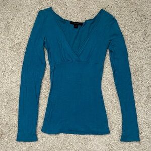 Express V neck top - size XS